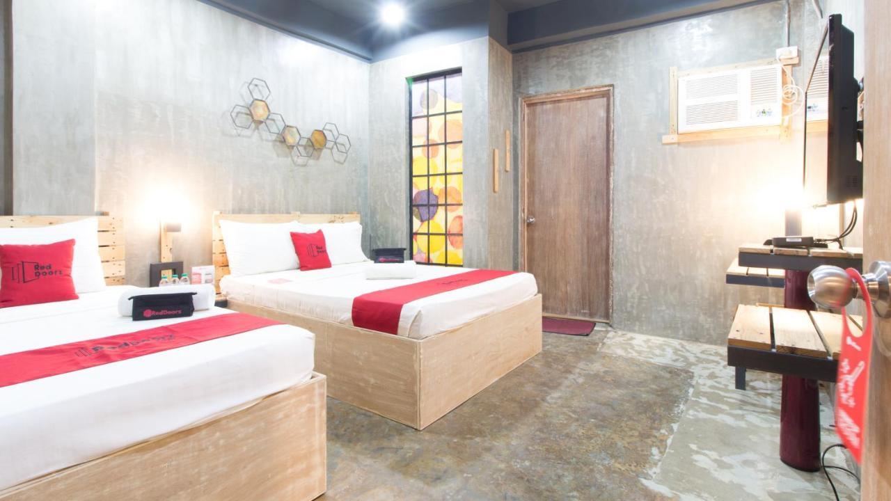 Reddoorz Plus @ Taft North Mandurriao Iloilo City Exterior photo